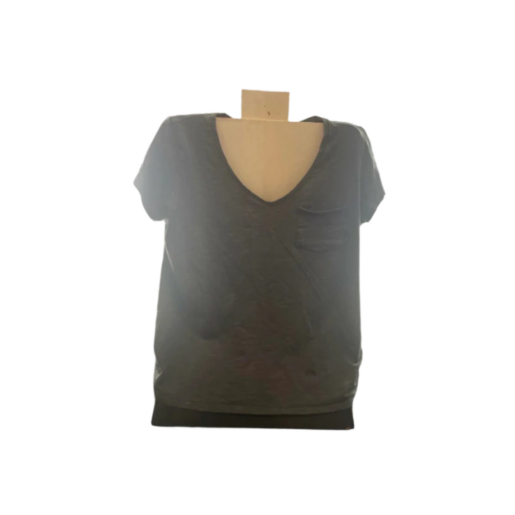 Used Columbia Womens V-Neck T-Shirt - Pocket Cap Sleeve | Gray | XL