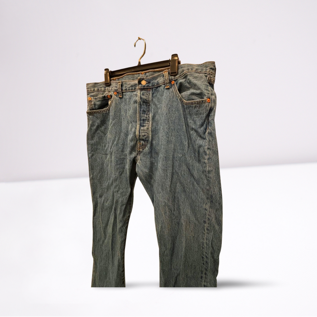 Levi Strauss Mens Jeans 501 Button Closure Classic - Blue - 40x32 - Very Good - Pic 3
