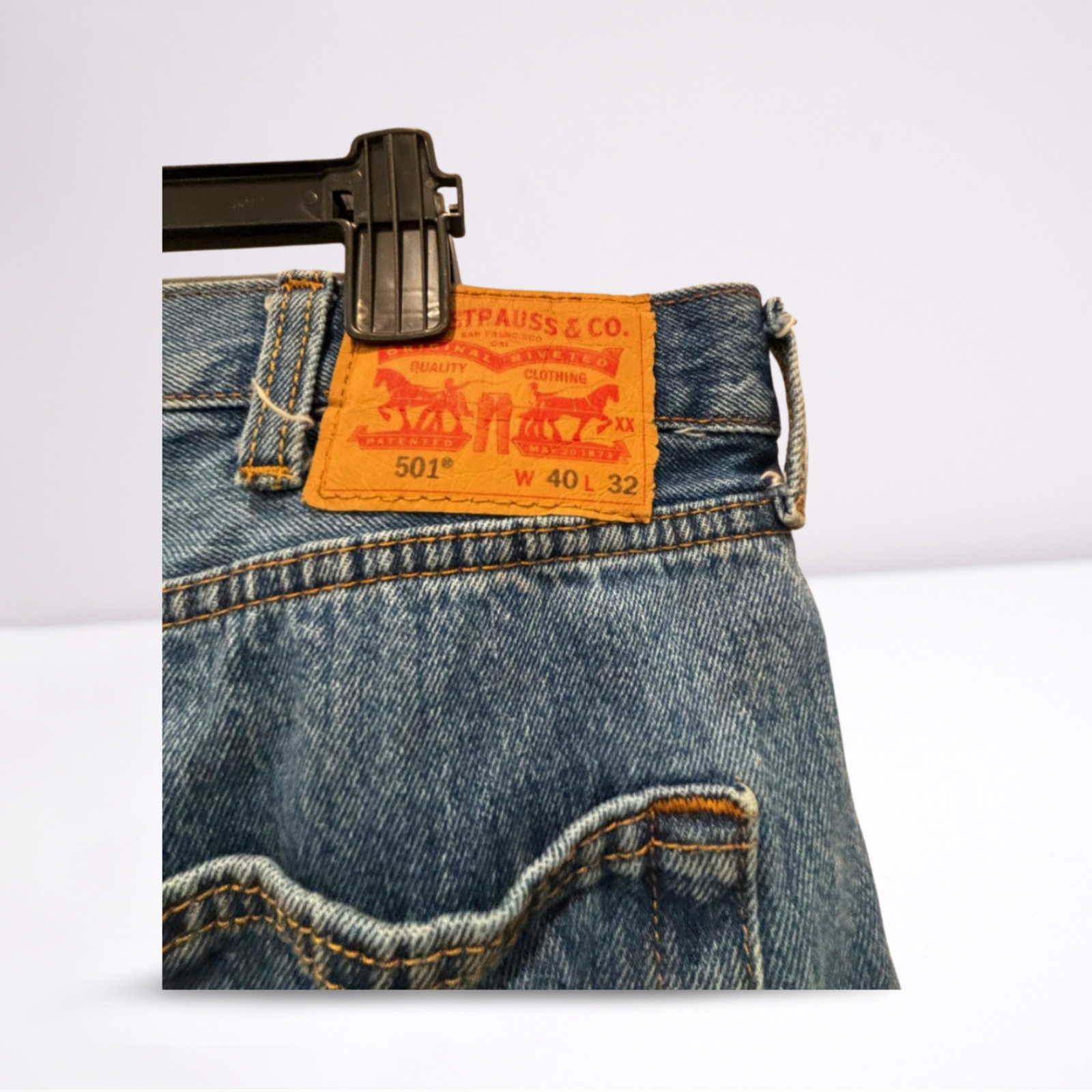 Used Levi Strauss Mens 501 Jeans - Button Closure | Blue | 40x32