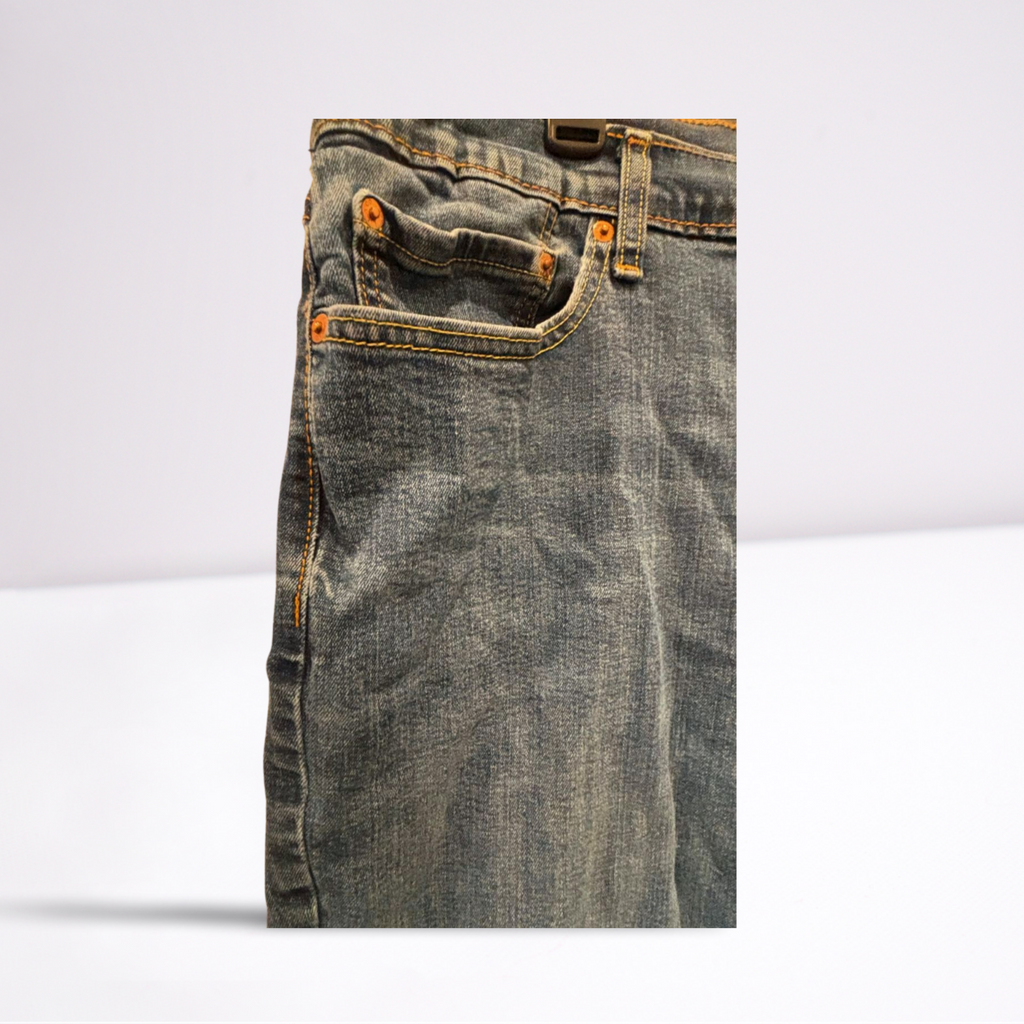 Levi Strauss Mens Jeans 541 Dark Wash - Blue - 40x34 - Very Good - Pic 3