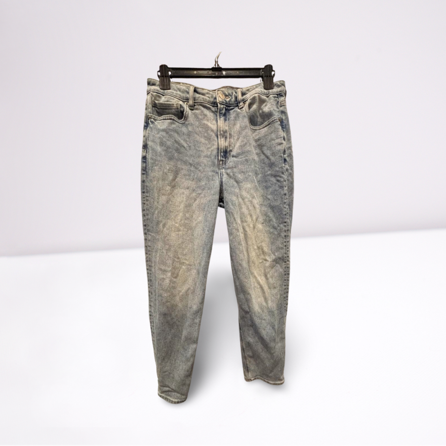 American Eagle Mom Straight Jeans - Women - Lightwash Blue - Size 8 Short  Stretch - Very Good - Pic 1