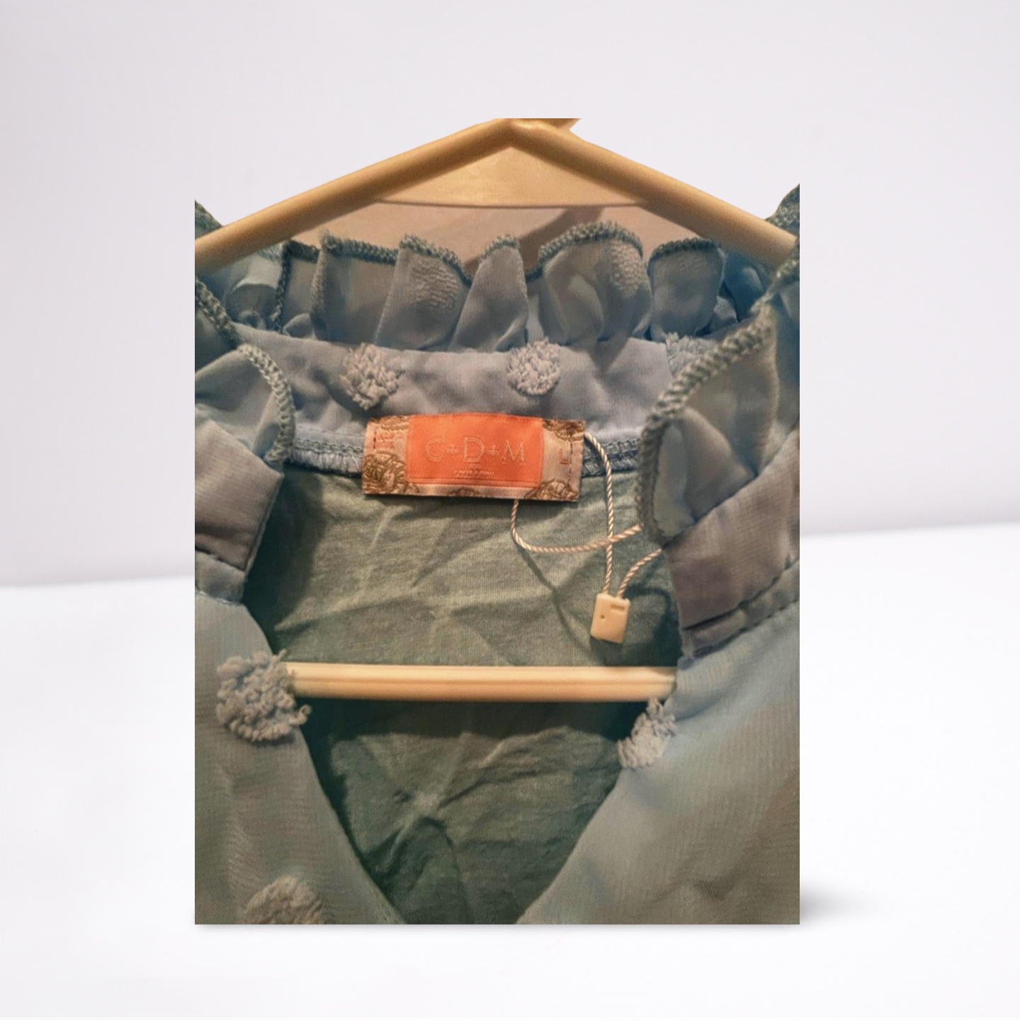 CDM Womens Blouse Ruffled Sleeve Collared Flowy - Blue - Large - Like New - Pic 4