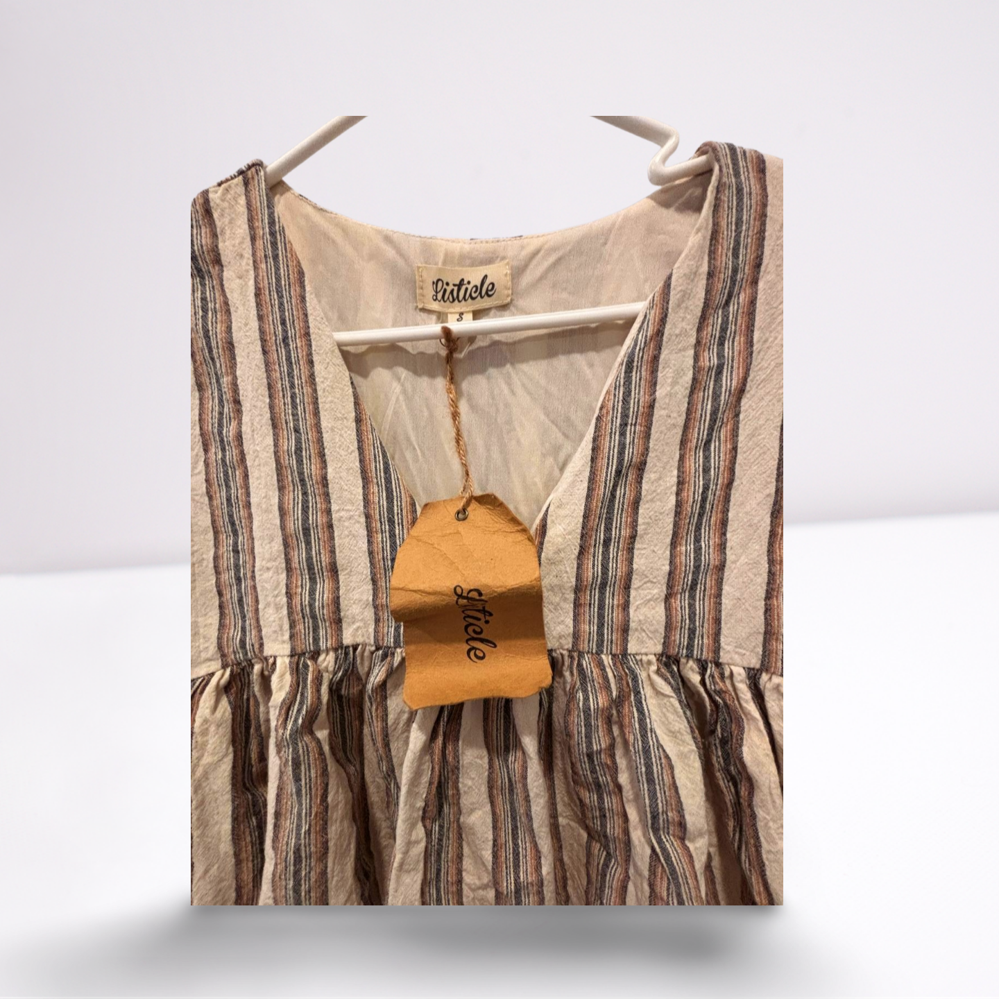 Listicle Womens Blouse Flowy Faded - Blue/White- Small - Like New - Pic 3