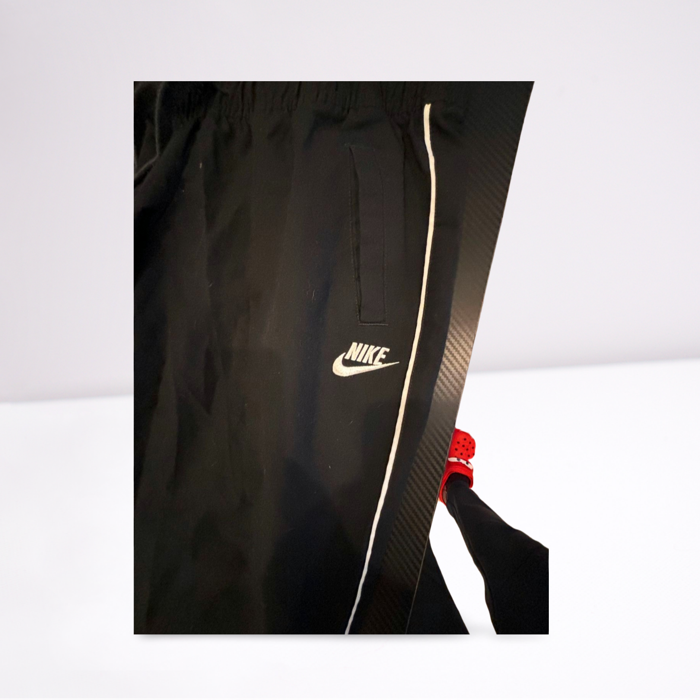 Youth Girls Nike Athletic Capri Pants Workout Stitched Logo Ties - Youth Medium - Black - Very Good - Pic 2
