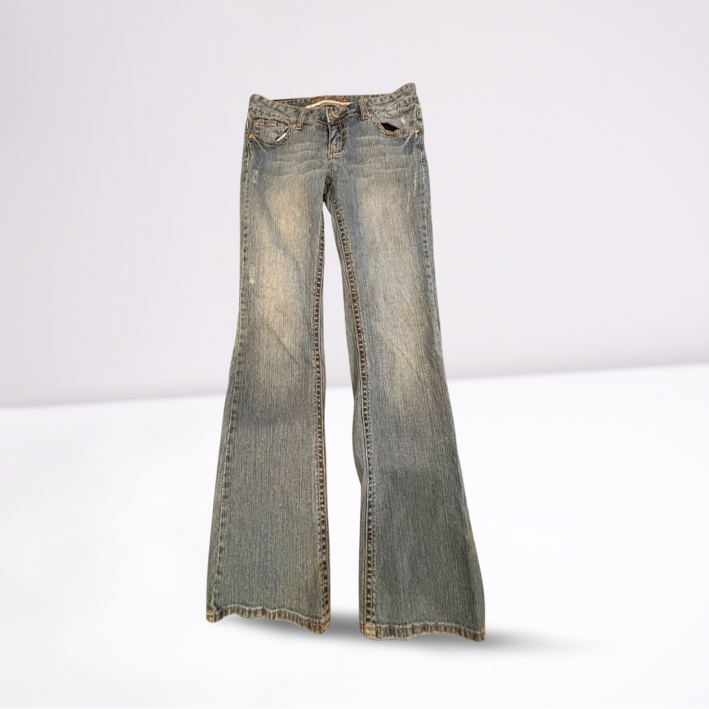 Used Womens Amethust Jeans - Slightly Distressed | Blue | 9
