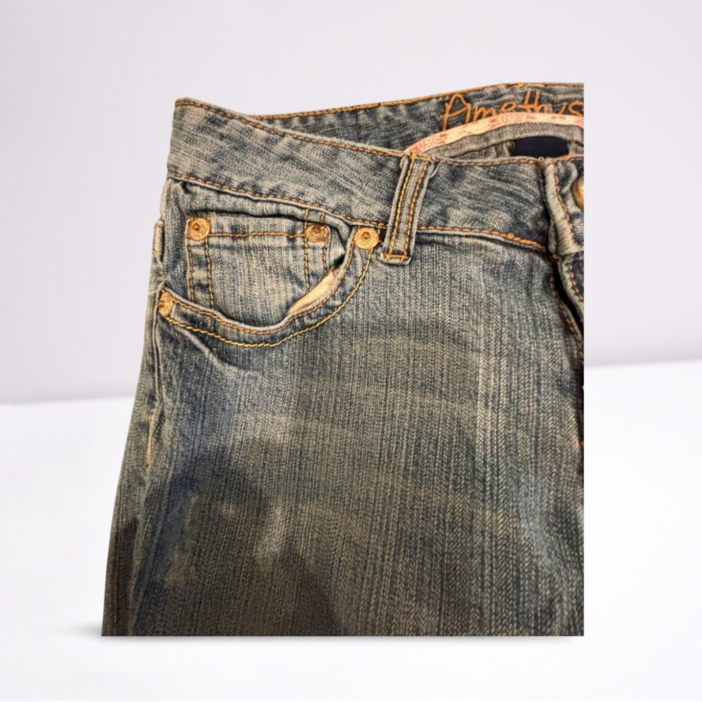 Womens Amethust Jeans Slightly Distressed Vintage  - Size 9 - Blue - Very Good - Pic 4