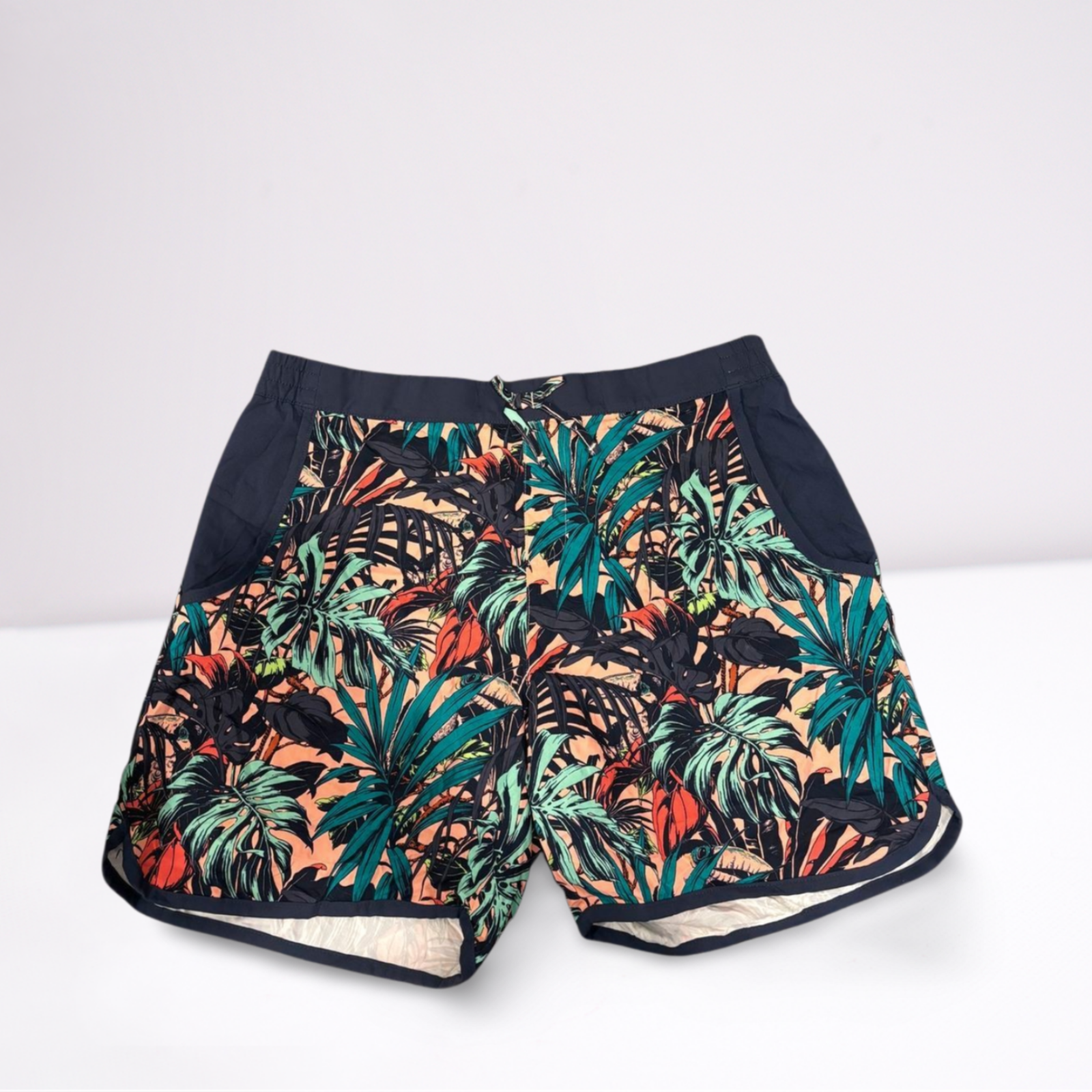 Used Columbia Womens Active Shorts - Active Running - Floral | Multi-Color | XL