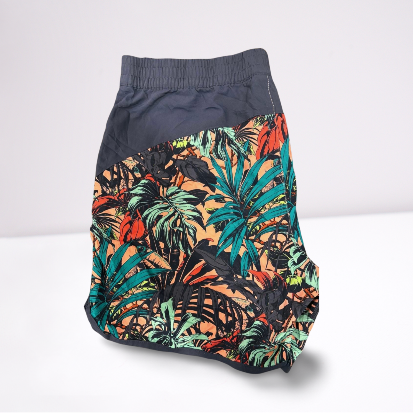 Used Columbia Womens Active Shorts - Active Running - Floral | Multi-Color | XL
