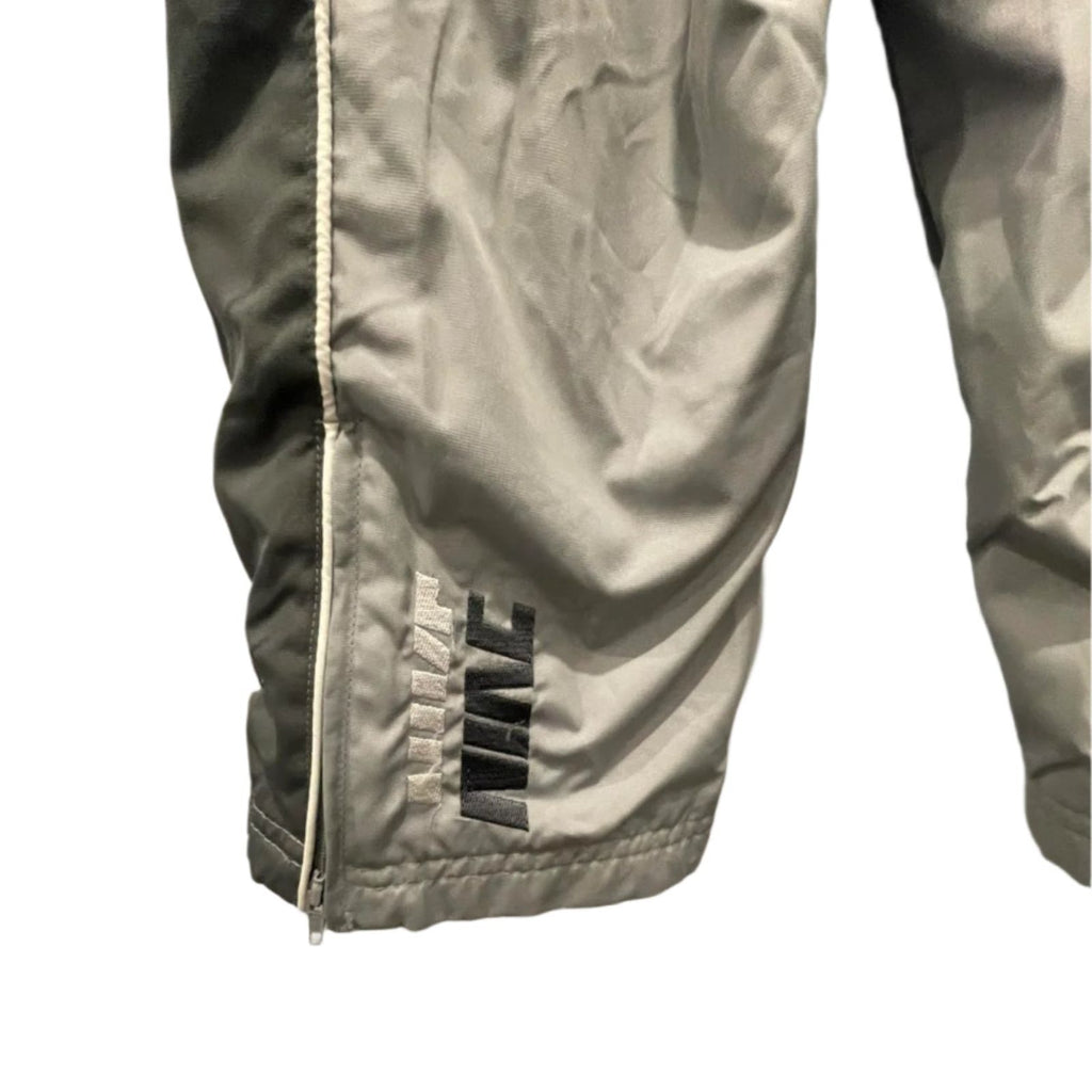 Used Nike Youth Boys Wind Pants - Stitched Logo | Black | 4