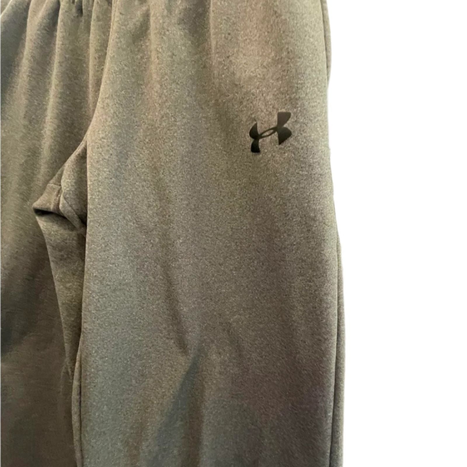 Used Under Armour Mens Joggers - Athletic | Gray | Large