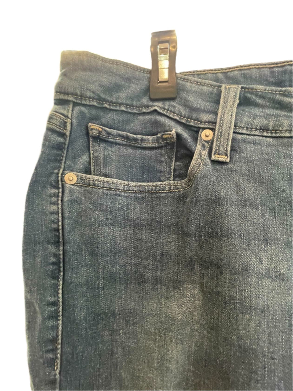 Levi Strauss Womens Jeans 414 Flare Relaxed Straight - Blue - 18W - Very Good - Pic 3