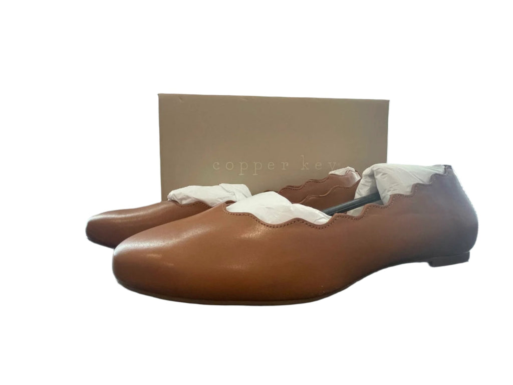 Copper Key Womens Flats Shoes Lovely leather Scalloped Brown Cara Luggage - Brown - 10W - Like New - Pic 3
