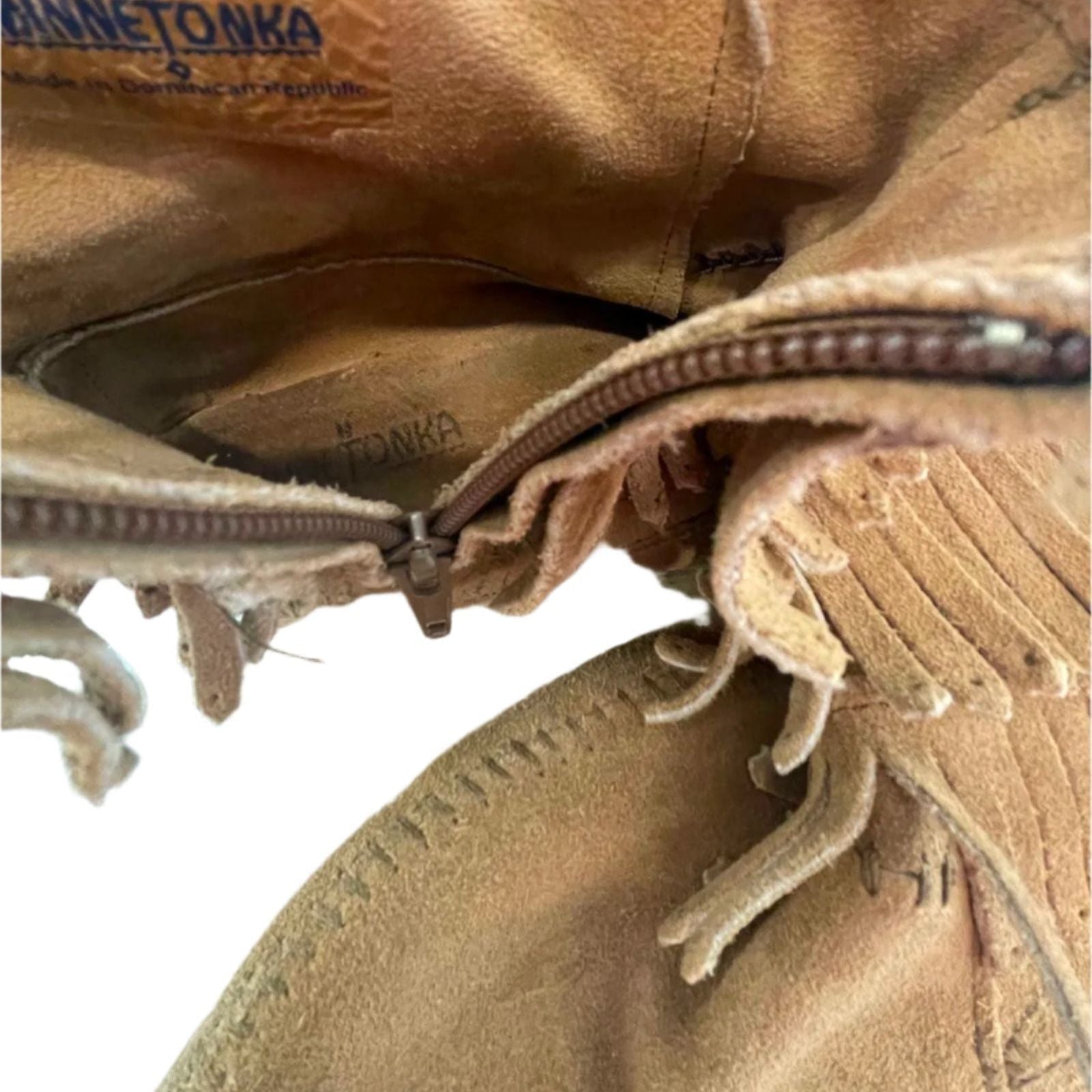 Used Minnetonka Womens Moccasins 697T - Double Fringe Side Zip | Brown | 8
