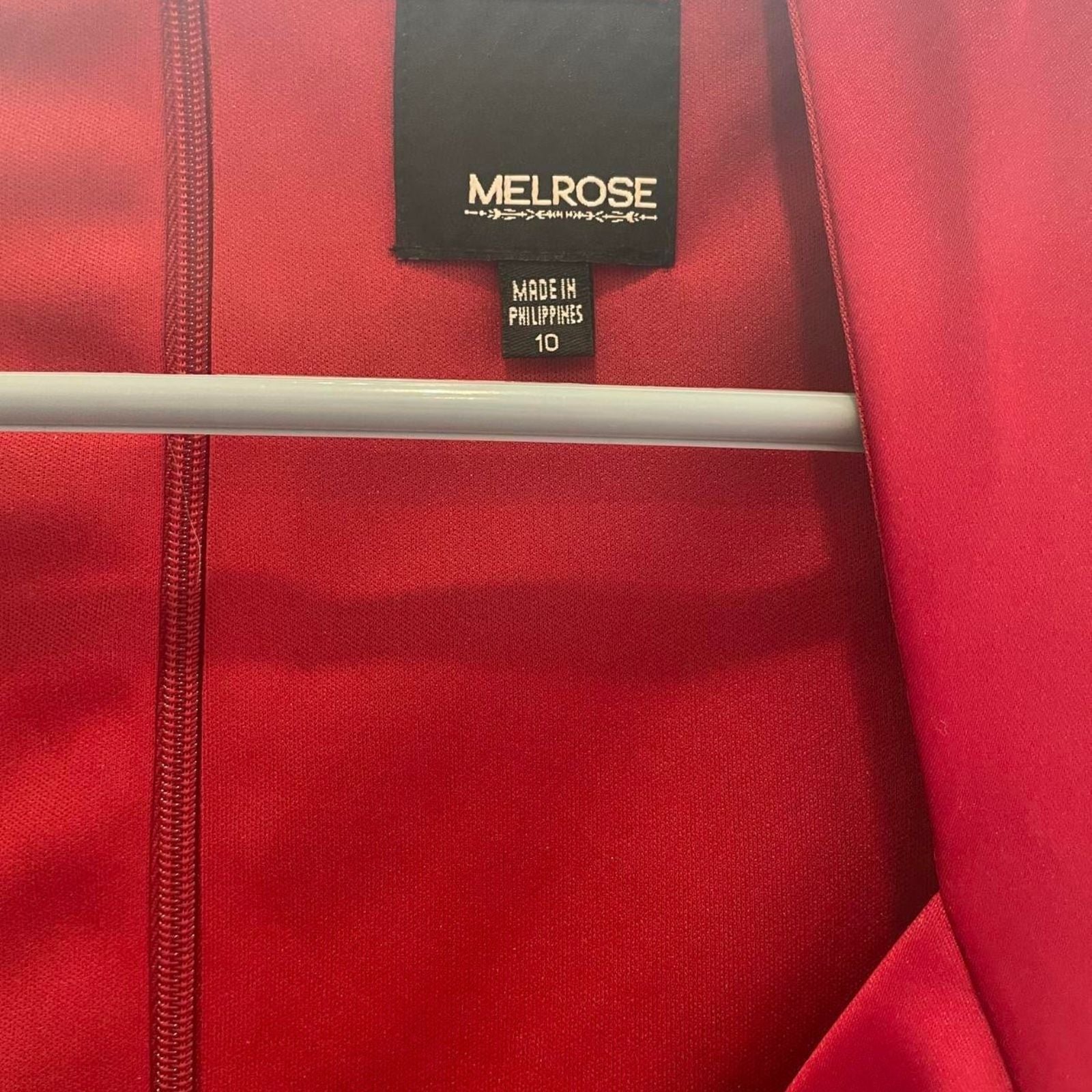 Used Melrose Womens cocktail Dress - Cap Sleeve - Knee Length | Red | 10