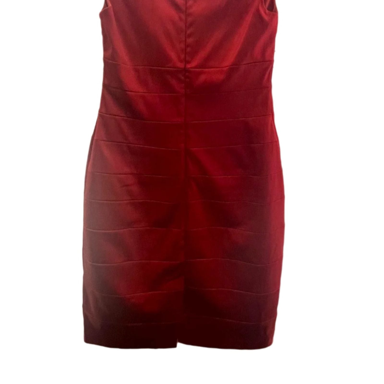 Used Melrose Womens cocktail Dress - Cap Sleeve - Knee Length | Red | 10