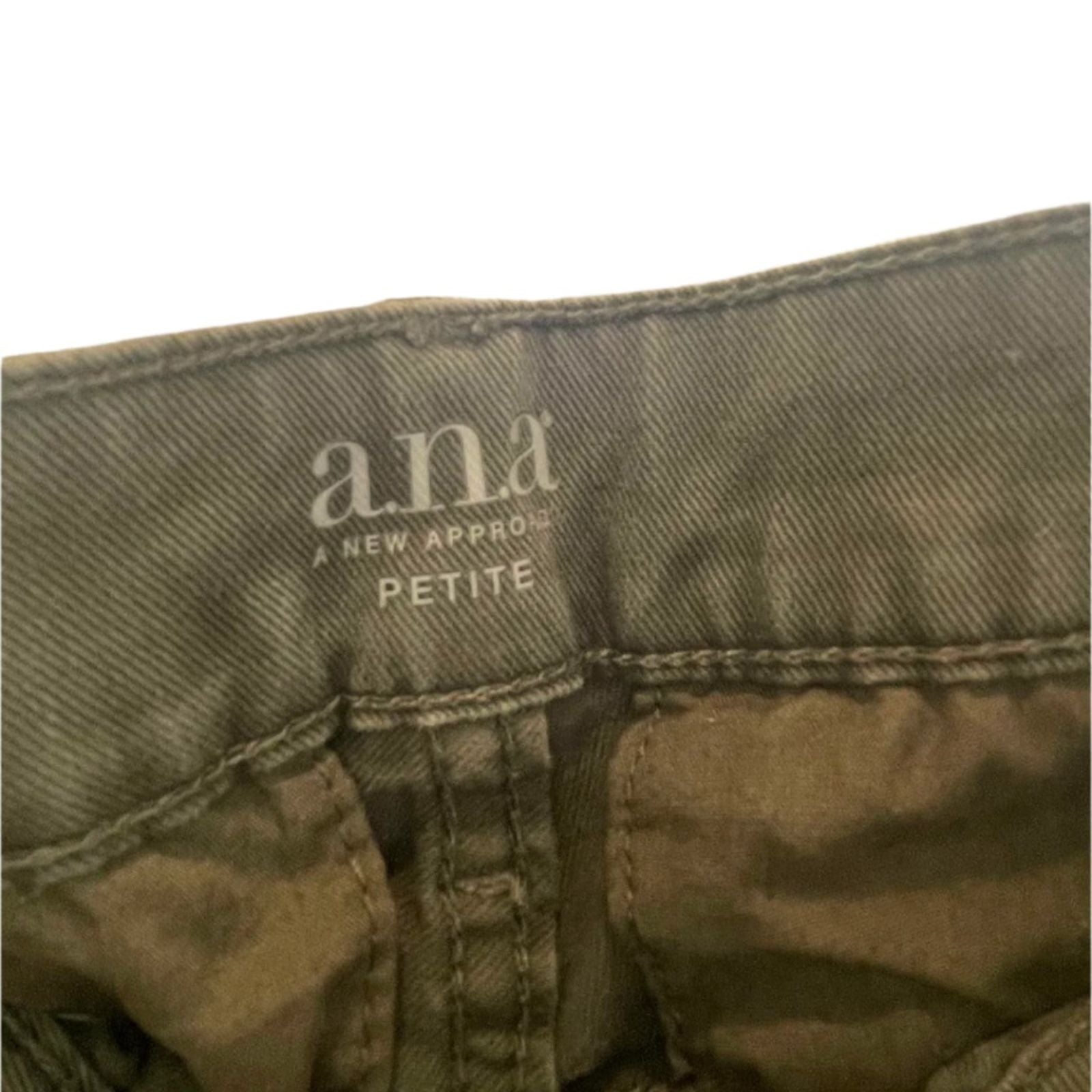Used A.N.A. Womens Denim Pants - Skinny Ankle | Green | 8P